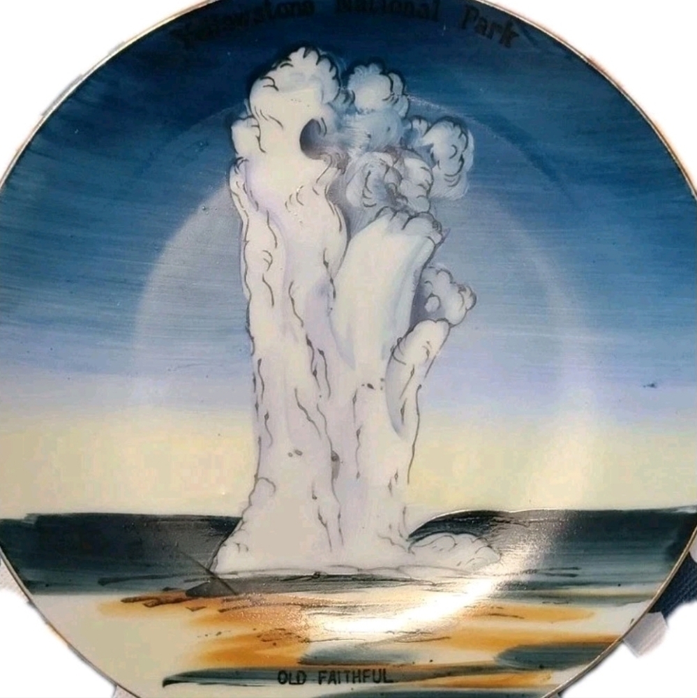Old Faithful Art Plate